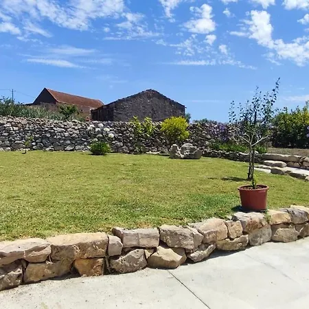 Kyrios Arts Atelier With Use Of Private Swimming Pool Carrascal (Leiria)