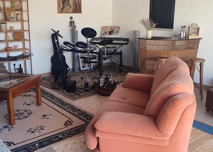 דירה Kyrios Arts Atelier With Use Of Private Swimming Pool